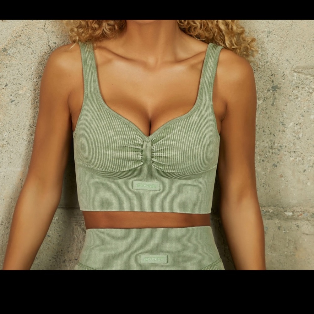 BO+TEE | Ribbe Sports top